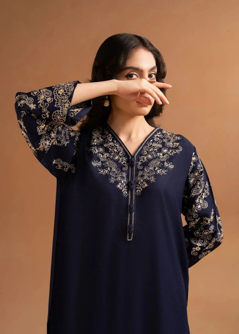 NOVA EMBROIDERY 2-PCs
