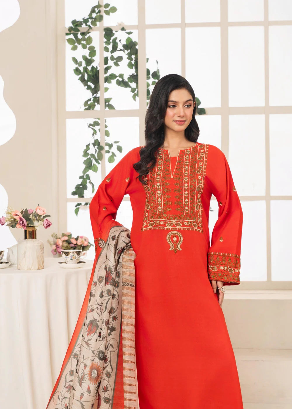 URGE EMBROIDERED 3PCs