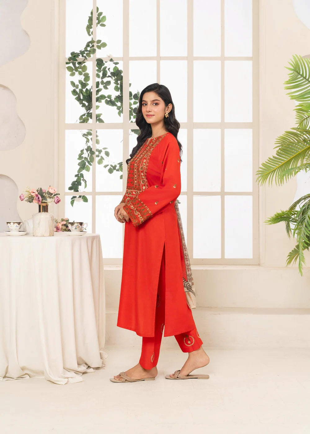URGE EMBROIDERED 3PCs